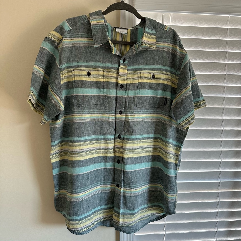 Columbia Size XL Short Sleeve Button Down Shirt Hemp Cotton Blend